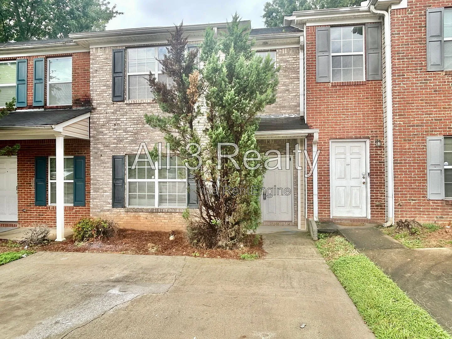 3 bed, 2.5 bath, 1426 sqft, $1,695 — Photo 1
