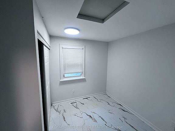 3rd image of 31 Orchard St #1