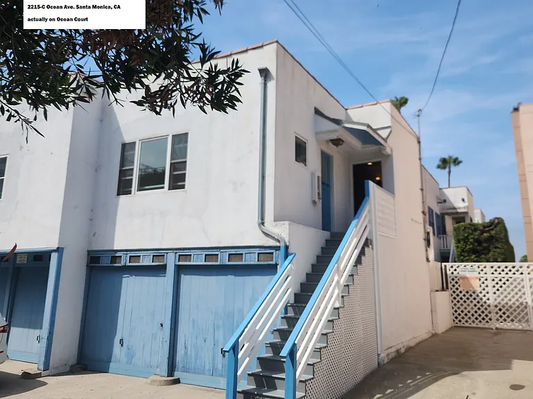 2215 Ocean Ave — Photo 4
