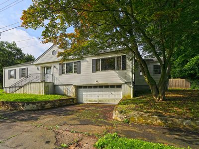 246 Ray Road, New Haven, CT, 06515