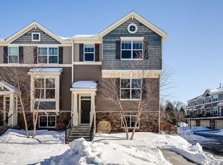 8942 SW Village Loop, Chanhassen, MN 55317