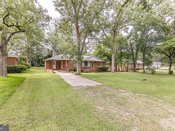 2nd image of 2877 Wilkes Ct