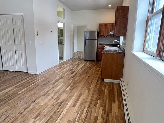 3rd image of 74 North St APT 1
