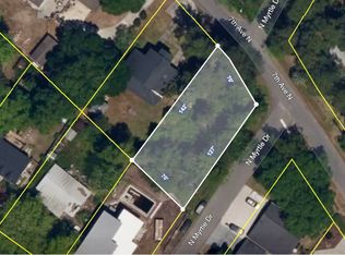 511 7th Ave N, Surfside Beach, SC 29575
