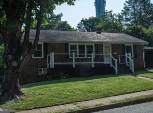147 S Almond St, Orange, VA