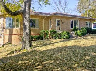 2230 E 29th St, Des Moines, IA 50317