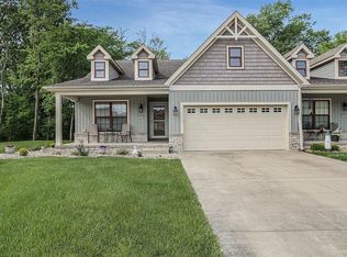 4847 Azalea Pl, Alton, IL 62002