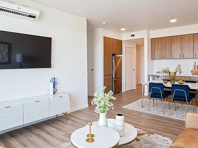 RiverWest Apartments — Photo 12