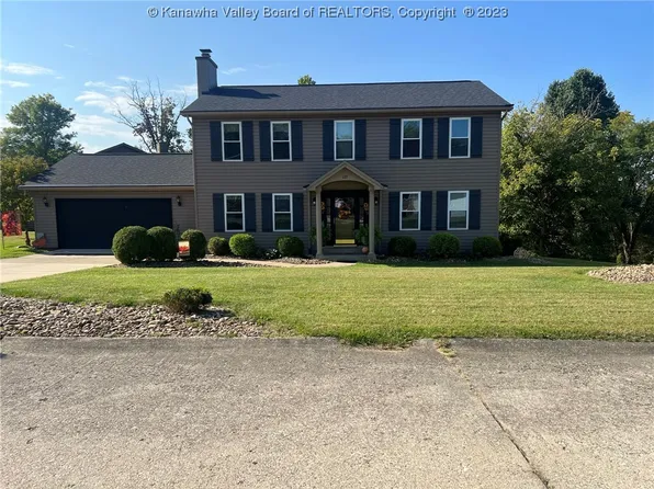 127 Summit Ridge Rd, Hurricane, WV 25526