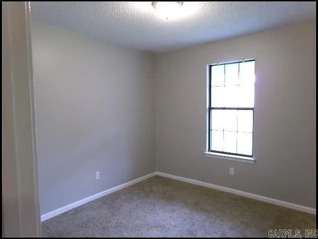 106 Dales Dr — Photo 18