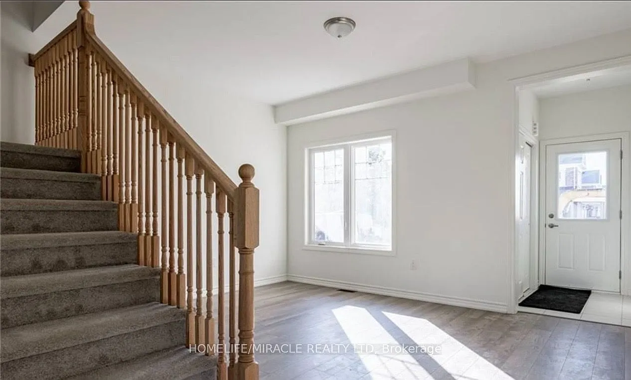4 bed, $2,649 — Photo 4