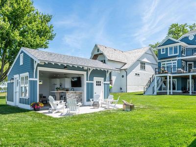 W267N2937 Peterson DRIVE, Pewaukee, WI, 53072