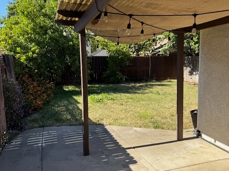 10 White Lily Ct — Photo 8