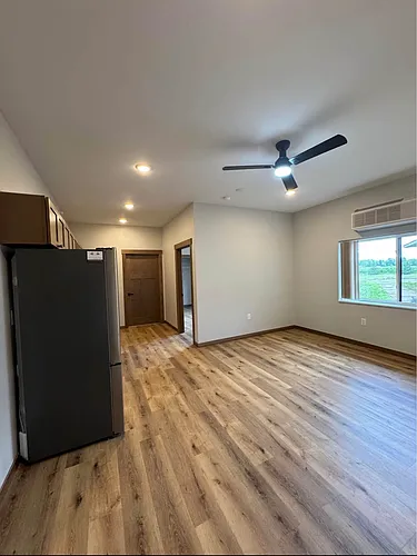600 W Hickory St #8 Photo 1