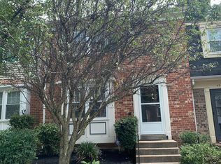 4939 McFarland Dr, Fairfax, VA 22032