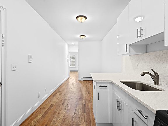 2nd image of 173 Webster Ave APT 2L