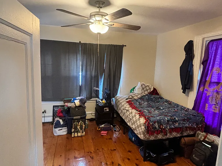 161 High St S #1 — Photo 12
