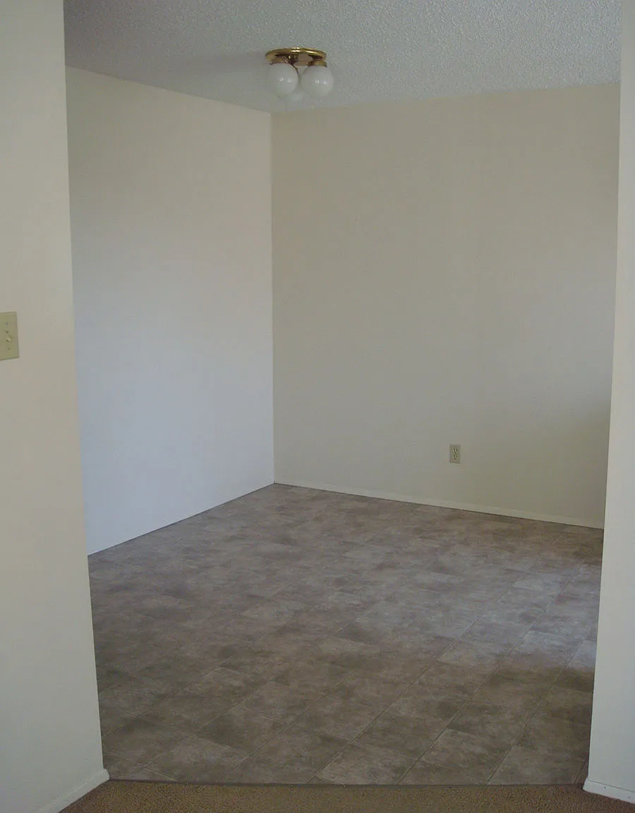 Hanover Court Apartments — Photo 4