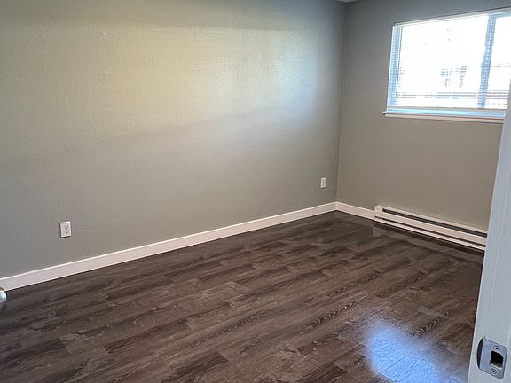 5th image of 12915 47th Ave SW #4
