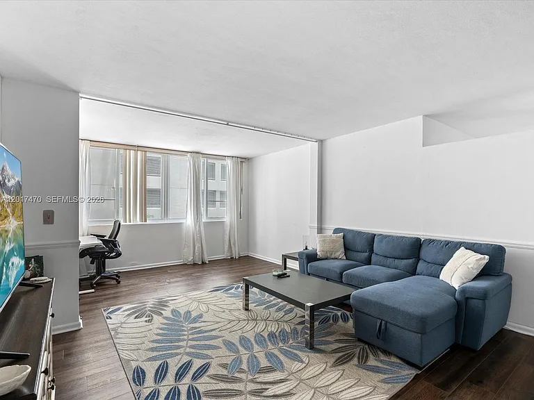 5005 Collins Ave #222 — Photo 9