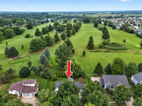 1604 Three Wood Dr, Mount Horeb, WI 53572