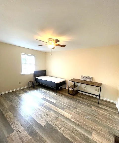 1915 S 10th St #110 — Photo 12