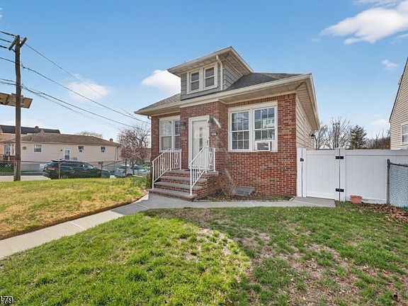 2nd image of 247 Malcolm ave
