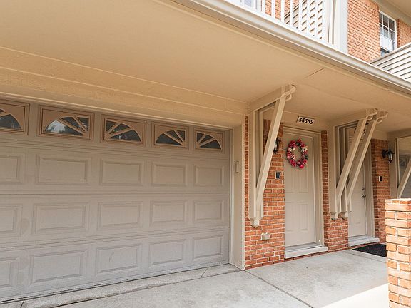 5th image of 56659 Long Island Dr #133