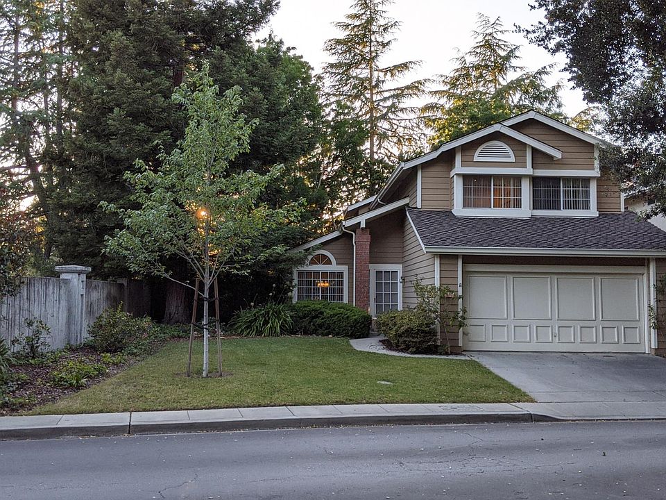 2nd image of 908 Knightsbridge Ln