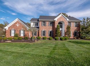 17651 Wildridge Dr, Chesterfield, MO 63005