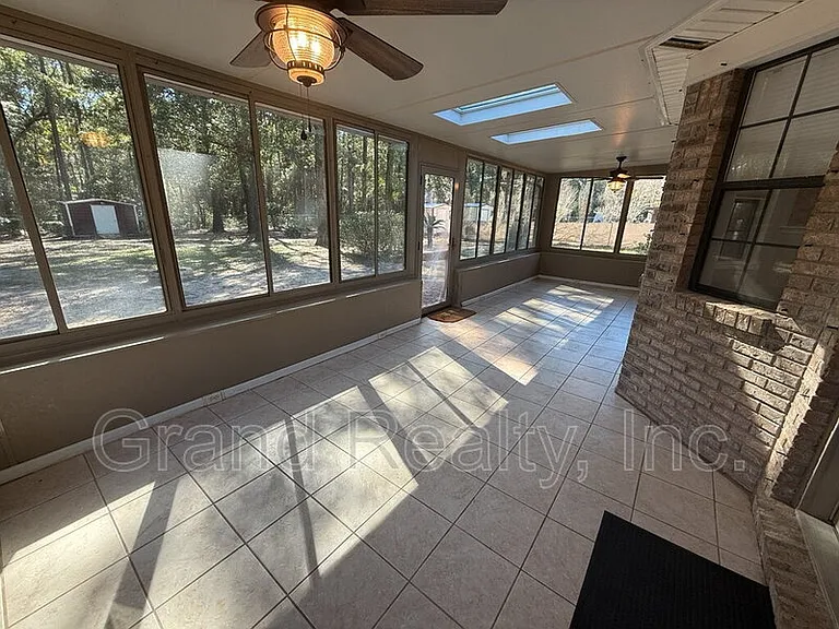 3965 Deerwood Cir — Photo 25
