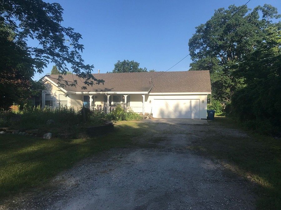 1st image of 14671 Parkwood Dr