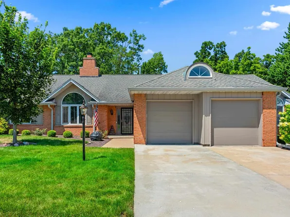 7411 N Brittany Park Pl, Peoria, IL 61614
