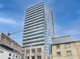 105 George St #801, Toronto, ON M5A 0L4