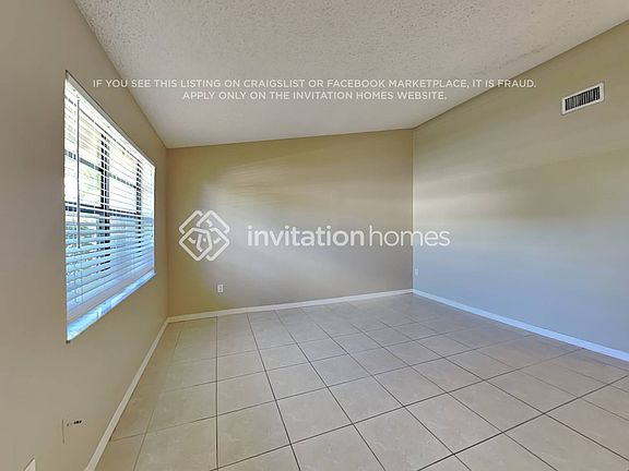 3rd image of 1389 SW 151st Ave