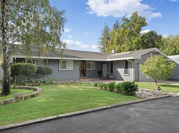 10446 Aleilani Ln, Elk Grove, CA 95624