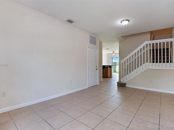 2nd image of 1012 NE 30th Ave #1012