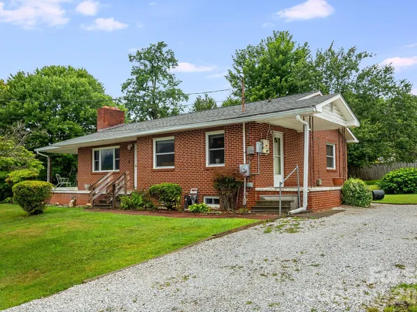 4 Brad St, Asheville, NC 28803