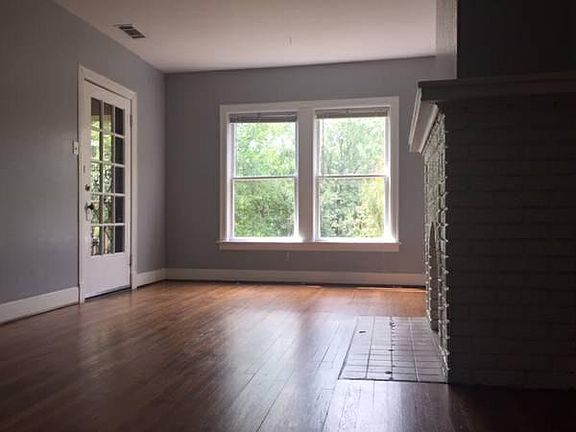 5th image of 6205 Richmond Ave