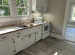 430 Chapel Hill Rd, Burlington, NC 27215