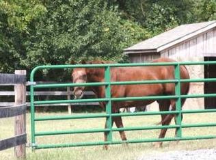 6215 Nicole Dr, Saint Leonard, MD 20685