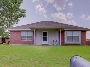109 3rd St, Hewitt, TX 76643