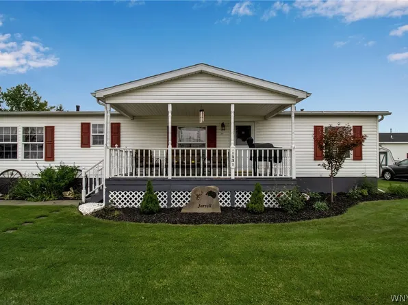 1431 Chestnut St, Alden, NY 14004