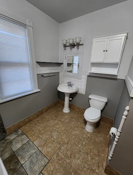 207 N 6th St #1 — Photo 10