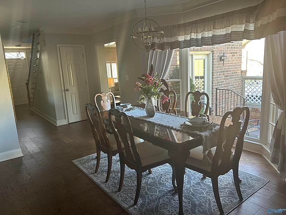 5th image of 311 Inverness Dr SW