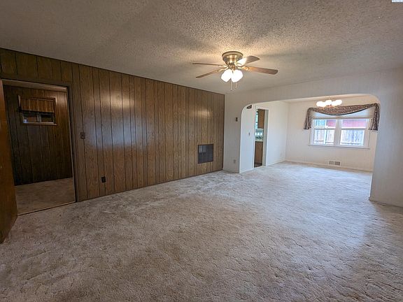3rd image of 444 N Almira Ave
