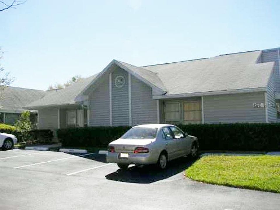 1st image of 16204 Rambling Vine Dr W