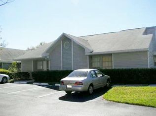 16204 Rambling Vine Dr W, Tampa, FL 33624