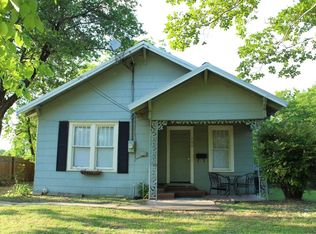 706 Sycamore St, Commerce, TX 75428