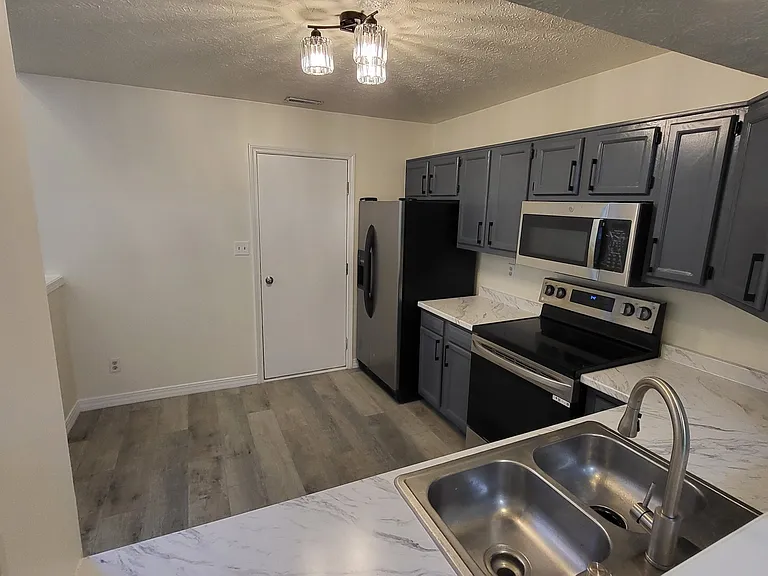 11539 Hidden Bay — Photo 7